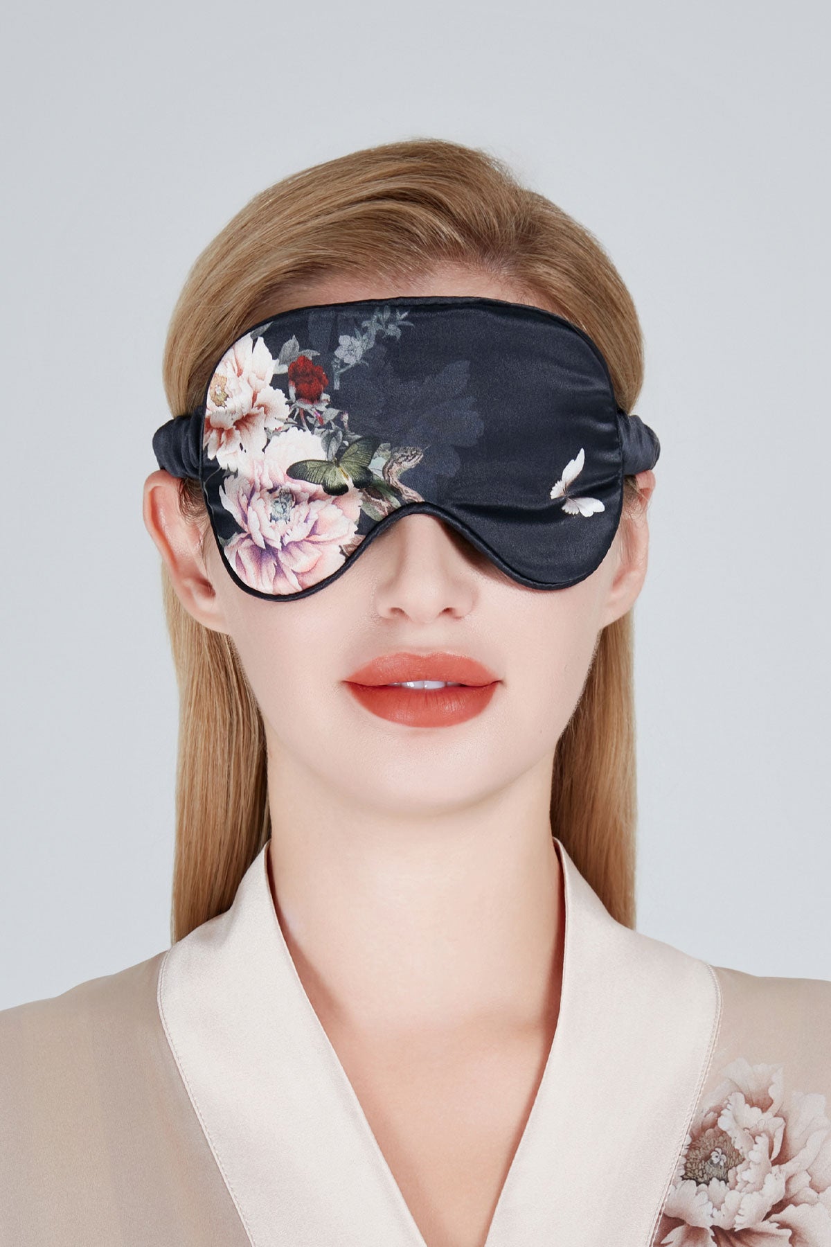 Helen Loveday Mulberry Silk Eyemask Black Fleur Japonaise