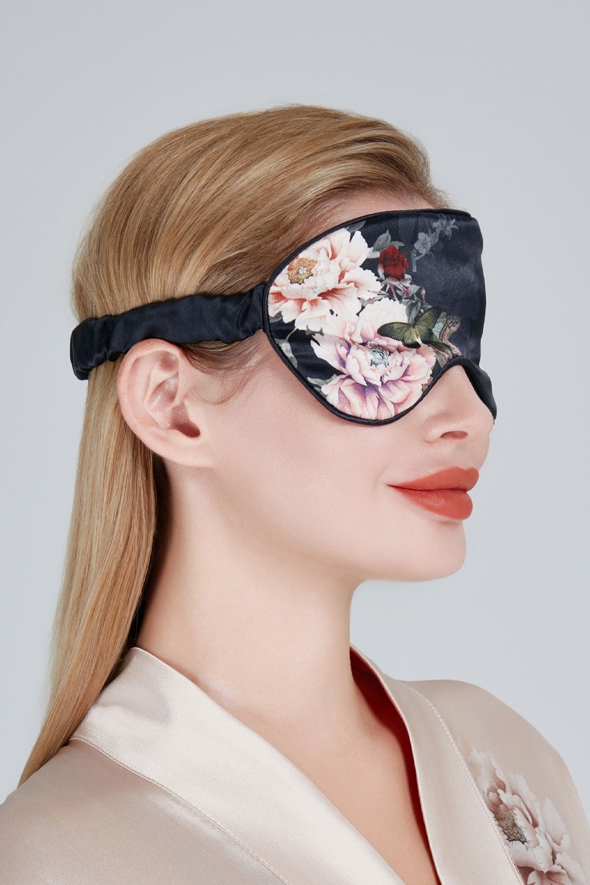 Helen Loveday Mulberry Silk Eyemask Black Fleur Japonaise
